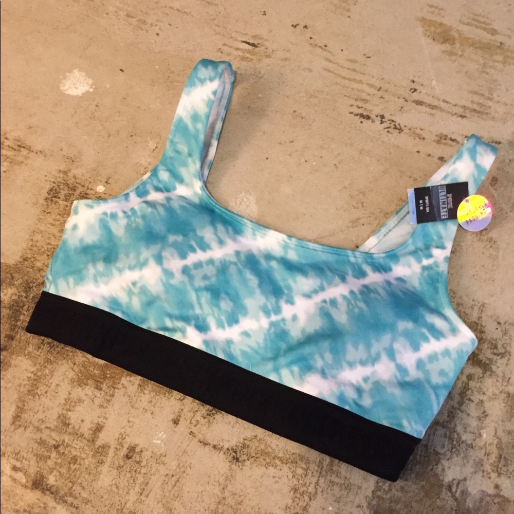 Victoria’s Secret Pink Medium Sports Bra